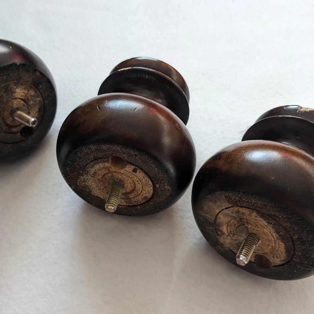Vintage Furniture Legs - Picture 3 of 5